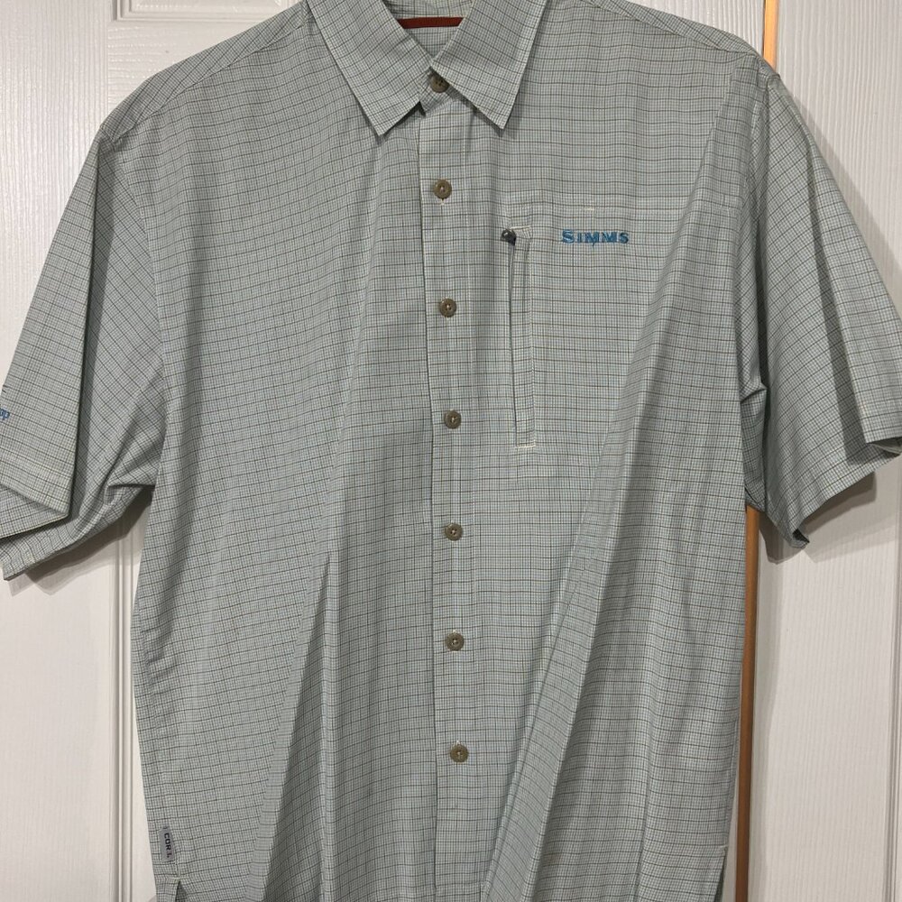 Simms Fishing Mens M Green Blue Plaid Short Sleeve Button Up Shirt Outdoor Logo